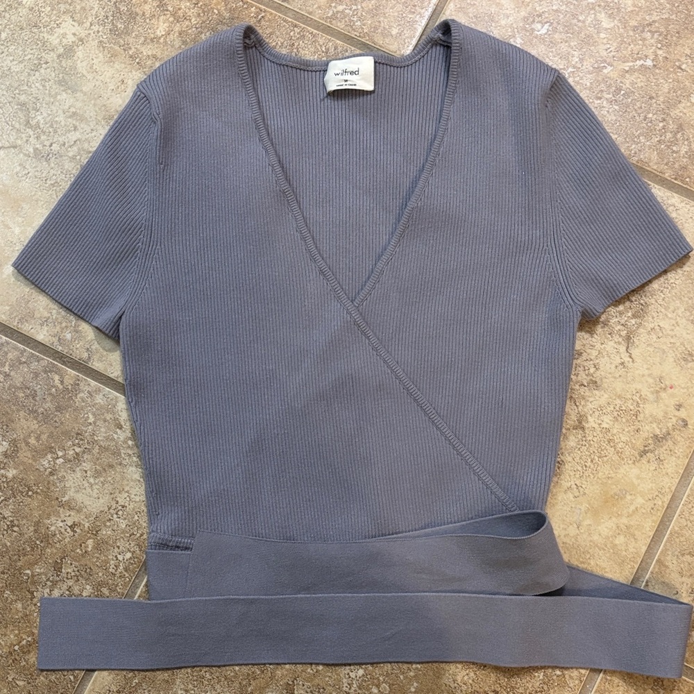 Wilfred Gray/Blue Wrap Top ( all tied up top Ardoise Blue)